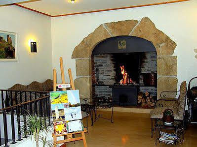 Les Chemins Francis - Modern Hotel Bagnols-les-Bains Extérieur photo