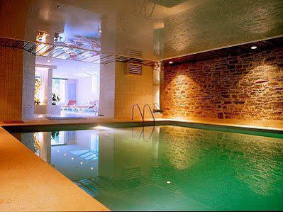 Les Chemins Francis - Modern Hotel Bagnols-les-Bains Extérieur photo